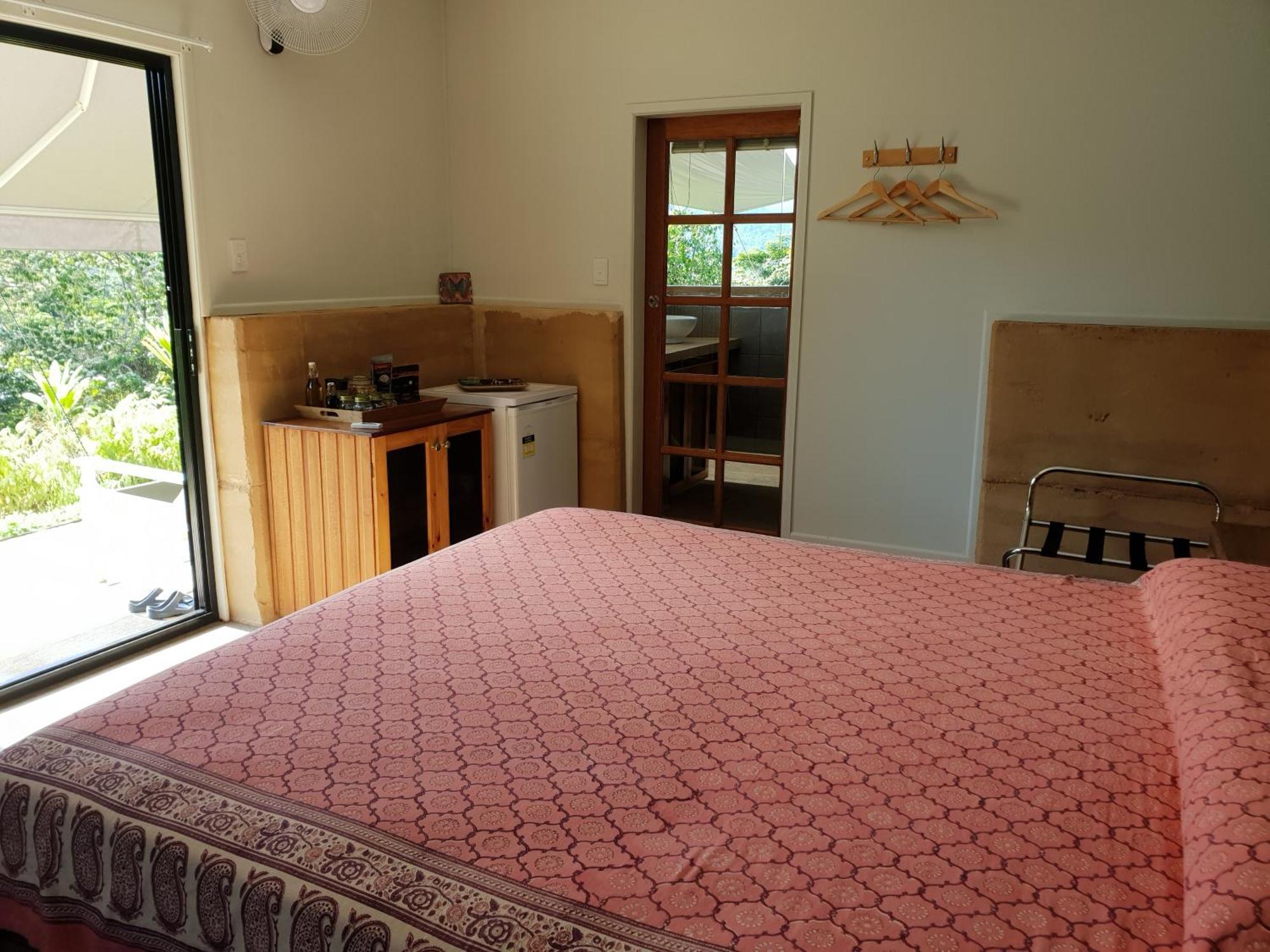 Wompoo Eco Retreat Bed & Breakfast Cow Bay Exterior photo