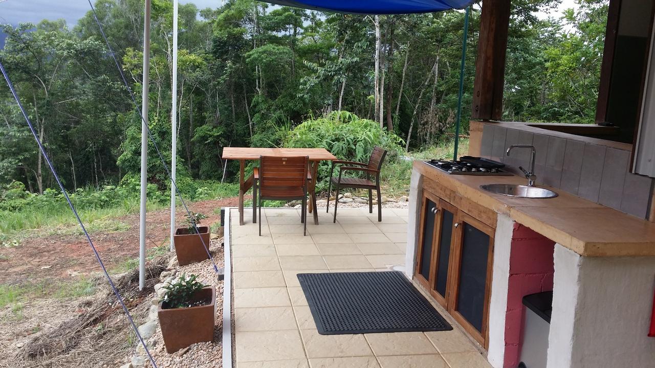 Wompoo Eco Retreat Bed & Breakfast Cow Bay Exterior photo