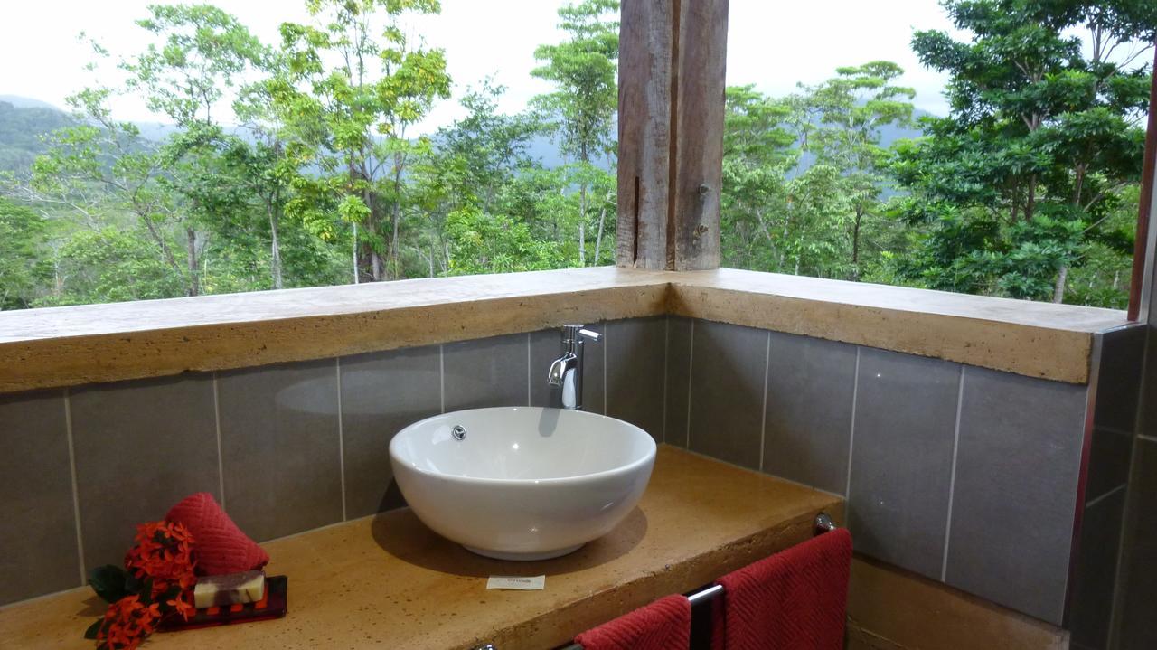 Wompoo Eco Retreat Bed & Breakfast Cow Bay Exterior photo